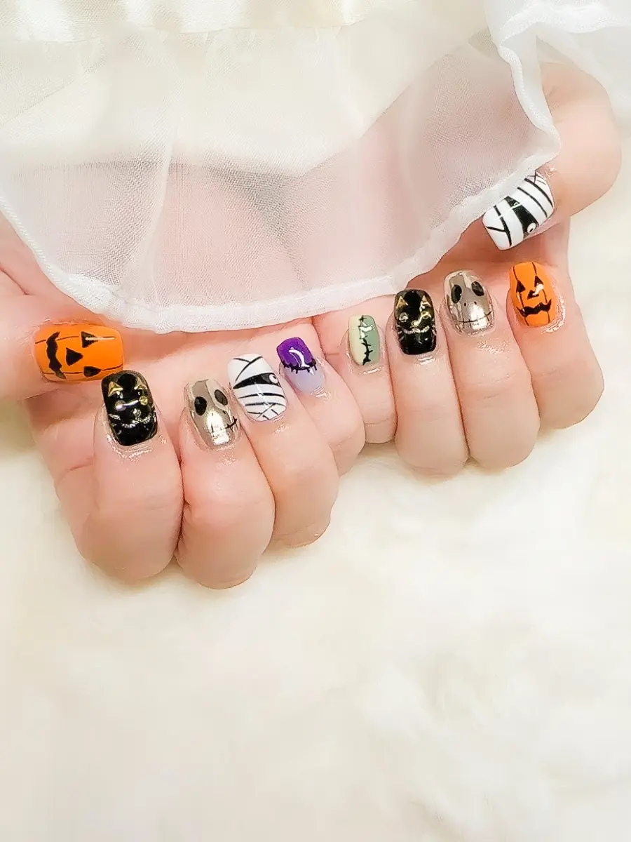 nail